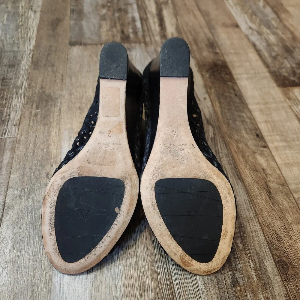 Aquatalia Black Suede Laser Cut Peep Toe Wedge Sandals Made in Italy Size 7